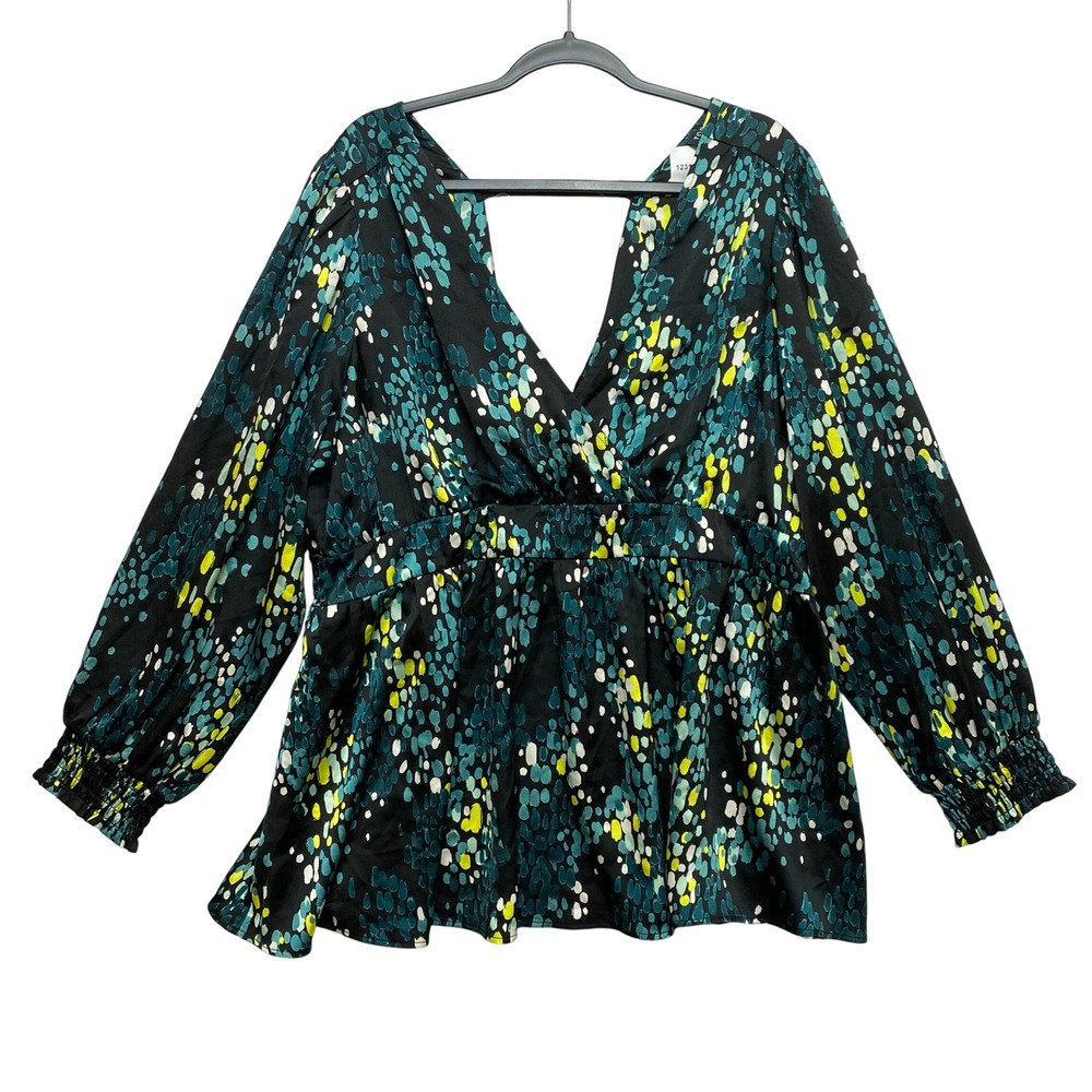 Torrid Blouse Womens 2X Black Abstract Dotted Peplum Surplice V-Neck Top
